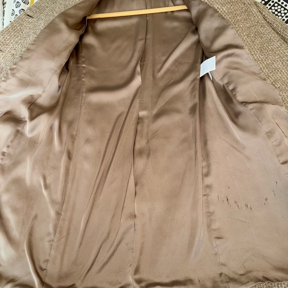 Seventy Tan Tweed Dressy Coat with Gold Metallic Thread, size 42 - Picture 11 of 11